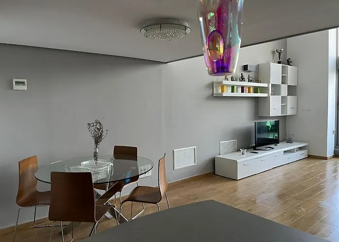 Loft Con Jacuzzi Y Piscina Apartamento Valencia