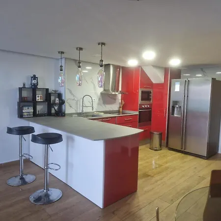 Loft Con Jacuzzi Y Piscina Appartamento