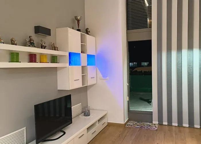 Loft Con Jacuzzi Y Piscina Appartamento