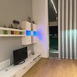 Loft Con Jacuzzi Y Piscina דירה