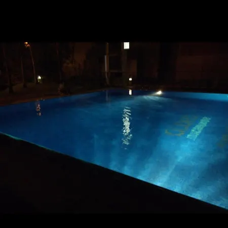 Loft Con Jacuzzi Y Piscina