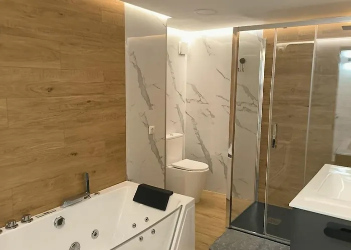 Loft Con Jacuzzi Y Piscina *