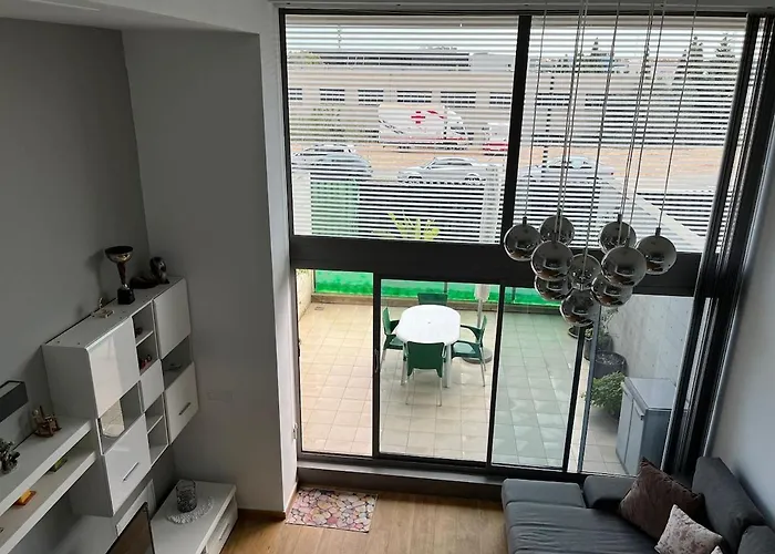 Loft Con Jacuzzi Y Piscina *