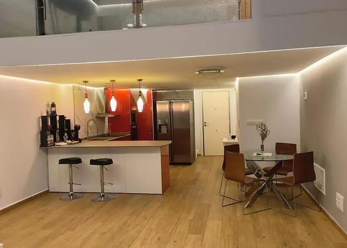 Loft Con Jacuzzi Y Piscina Lägenhet